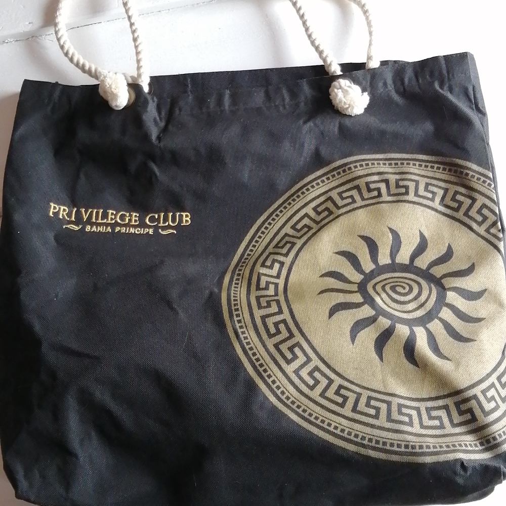 Beach tote - Picture 2 of 8